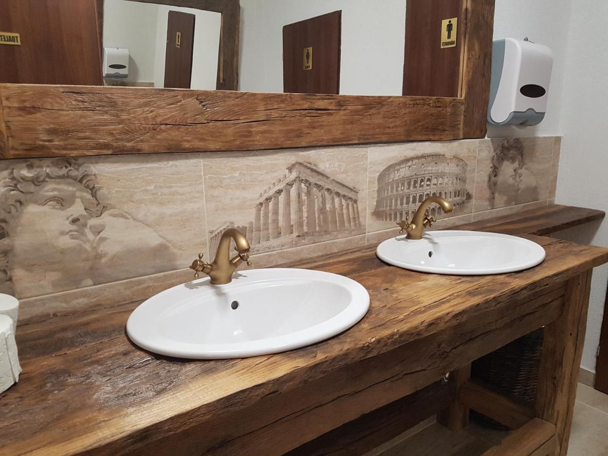 Casa Irinella Bed & Breakfast Satu Mare Luaran gambar