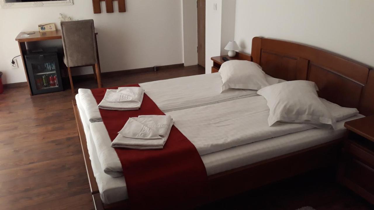Casa Irinella Bed & Breakfast Satu Mare Luaran gambar